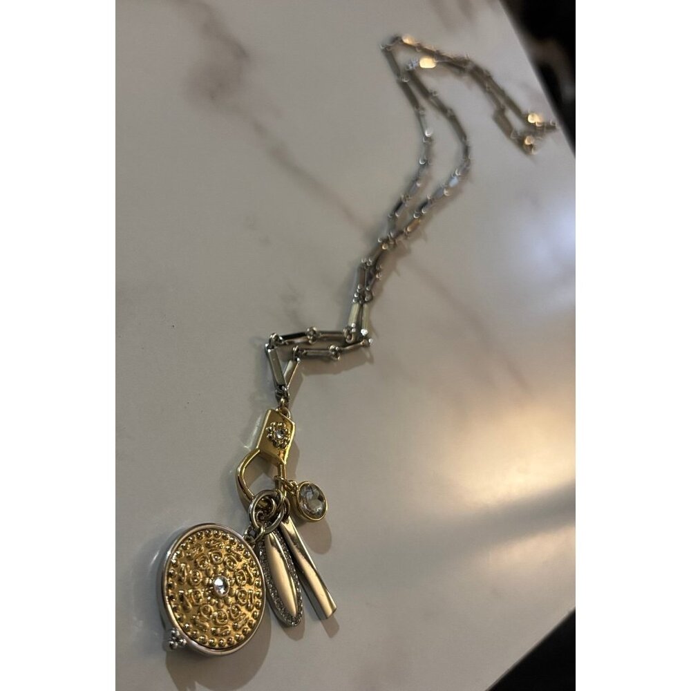 White House Black Market Pendant Necklace